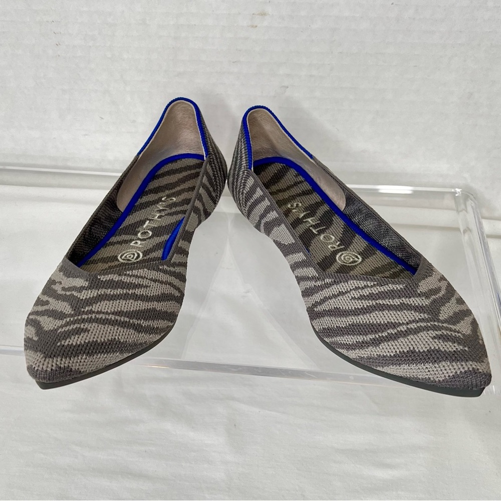 Rothy’s The Point Loafer, Zebra Grey, Women’s 9, Print now retired
